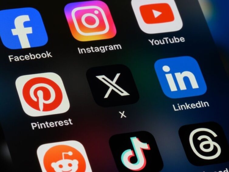 5 Smart Strategies for Social Media Growth in South Africa 2025